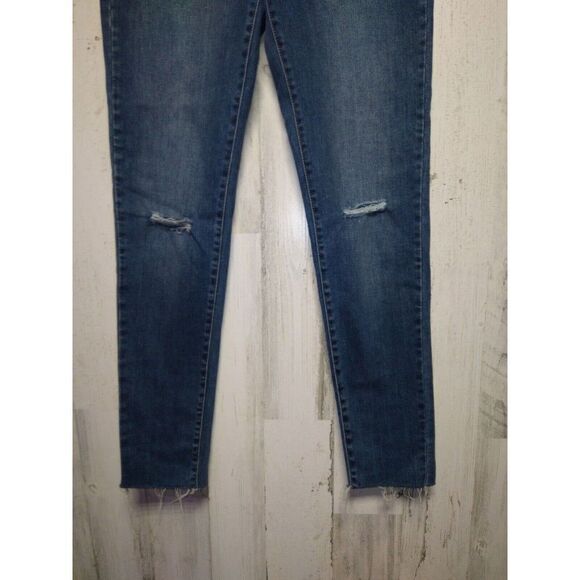 Uniqlo Jeans Womens Tag Size 26 inch Skinny Tapered Ultra Stretch Raw Hem - Picture 2 of 10